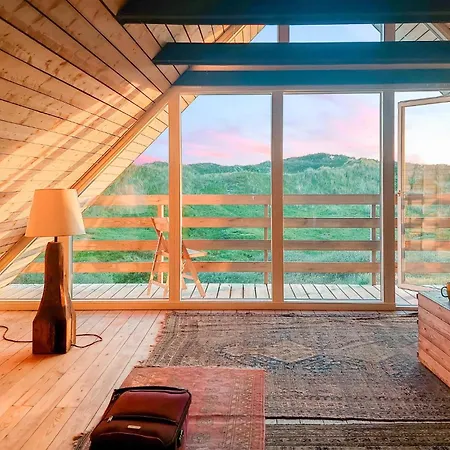 2 Bedroom Cozy In Фанё