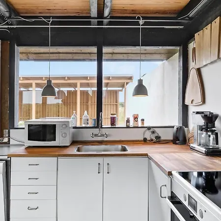 Beautiful In With Kitchen Fano