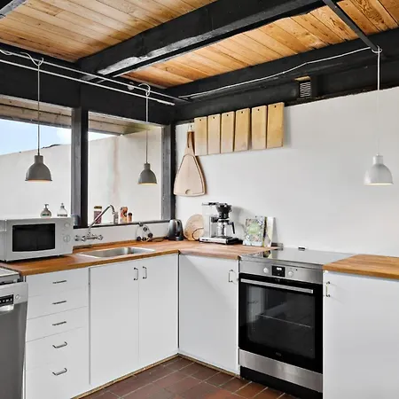 Beautiful In With Kitchen