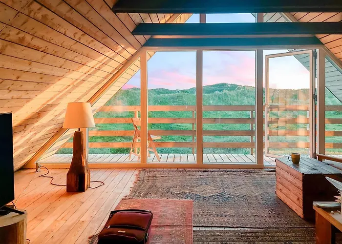 2 Bedroom Cozy In Фанё