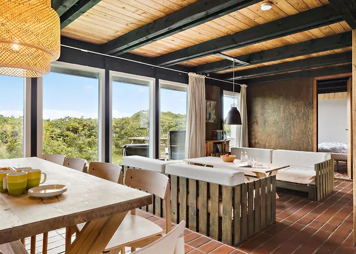 2 Bedroom Cozy In Дом отдыха *