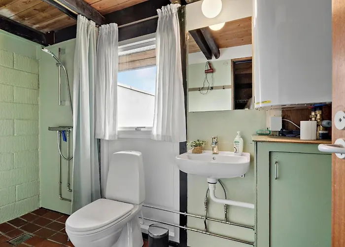 2 Bedroom Cozy In Дом отдыха